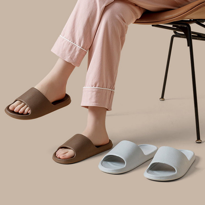 Summer Slippers Women Men Shoes Soft Indoor Home Flat Sandals Fashion Flip Flops Beach Shoes Man Couple Non-Slip Bathroom Slides