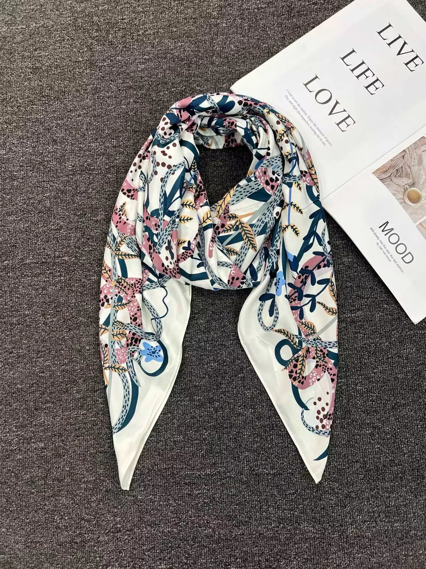 Foreign trade original order, Spanish fashion brand, new product, embroidered and printed multi style large square scarf