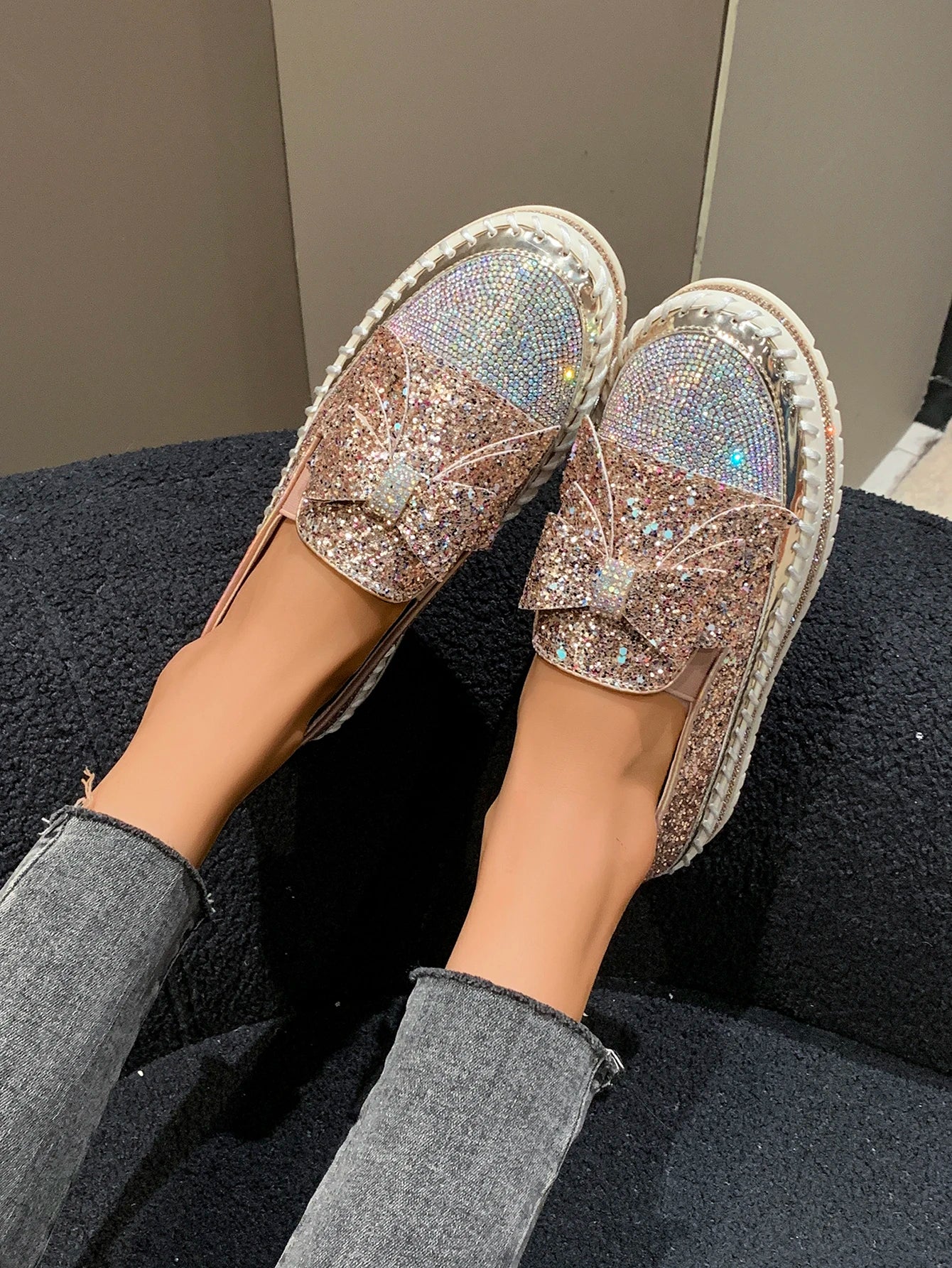 Fashion Women Shoes Shining Rhinestone Loafer Bowknot Slip-on Thick Botton Casual Ladies Crystal Female Platform Sneakers Sports