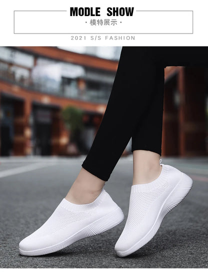 Women's Walking Shoes Wide Toe Box Knitted Slip-on Shoes for Women Comfortable and Soft Casual Work Loafer Shoes