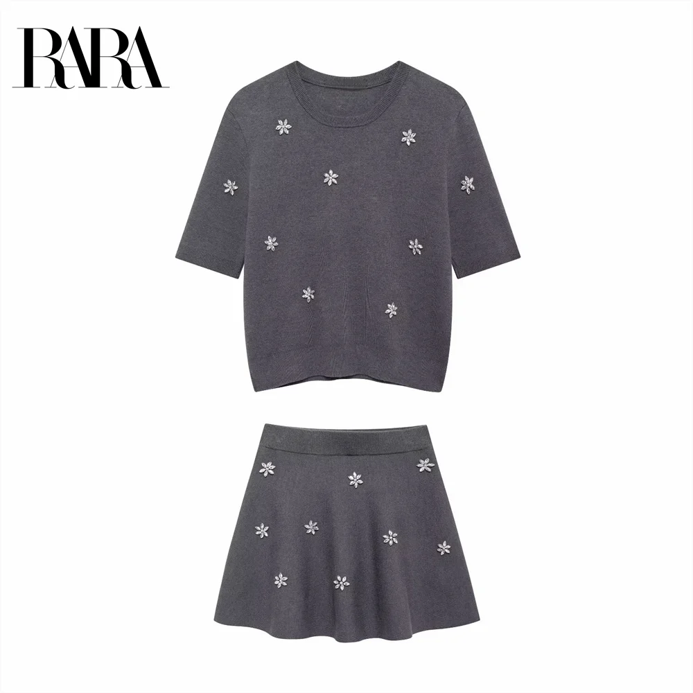 2024 RARA Autumn/Winter New Product: Nail Punch Flower Decoration Round Neck Short Sleeve Knitted Top Half Skirt Set