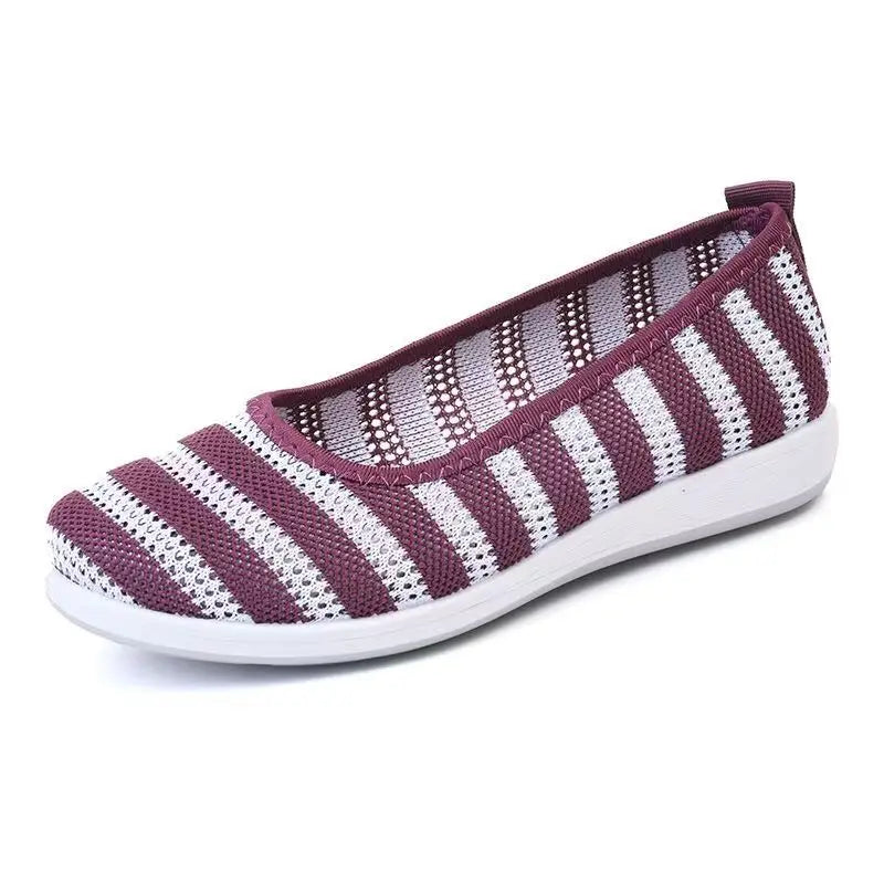 2024 New Women's Summer Mesh Casual Sports Shoes Soft Sole Non Slip Breathable Light Slip On Walking Shoes Elderly Shoes