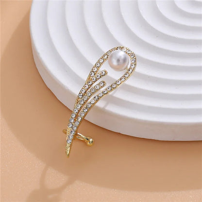 New Zircon Angel Wings Ear Clip Earrings for Women Girls Fashion Non Pier Cing Ear Cuff Ear Hook Party Wedding Jewelry Gift 2023