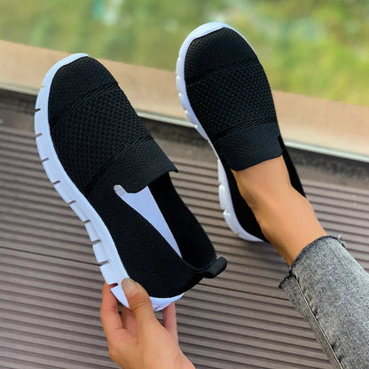 Women Casual Shoes Spring Autumn High Quality Slip on Breathable Flat Sneakers Women Comfortable Lightweight Walking Shoes Women