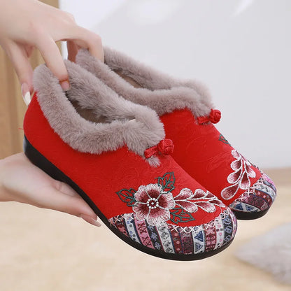 Winter Women's Fashion Non-Slip Flat Shoes Lightweight Casual Soft Snow Shoes Comfortable Plugging Thickening Warm Shoes