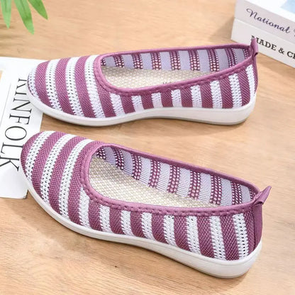 2024 New Women's Summer Mesh Casual Sports Shoes Soft Sole Non Slip Breathable Light Slip On Walking Shoes Elderly Shoes