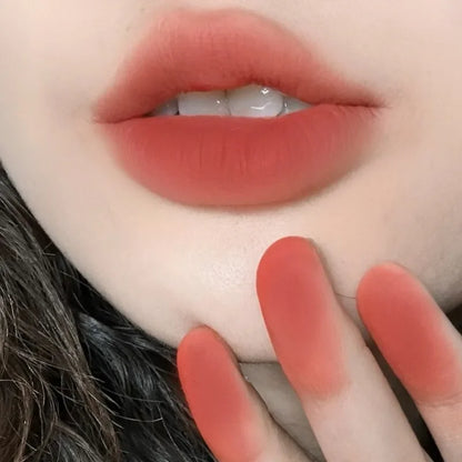 Matte Misty Lipstick 6 Colors Waterproof Non Sticky Cup Lip Stick Lasting Moisturizing Velvet Nude Lip Tint Makeup Cosmetics