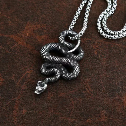 Vintage Viper Necklace Men's Fashion Punk Gothic Coil Python Animal Necklace Men's Bike Jewelry Accessories