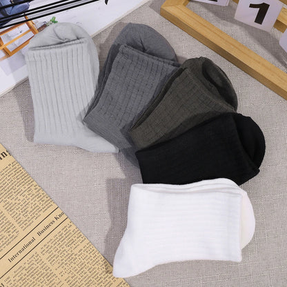 1/5pairs Autumn and Winter Socks Cotton Classic Black White Gray Stripe Men Women Wersatile Mid Tube Socks Casual Sports Socks