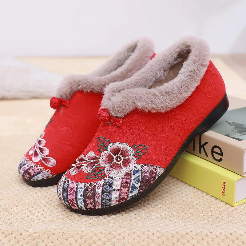 Winter Women's Fashion Non-Slip Flat Shoes Lightweight Casual Soft Snow Shoes Comfortable Plugging Thickening Warm Shoes