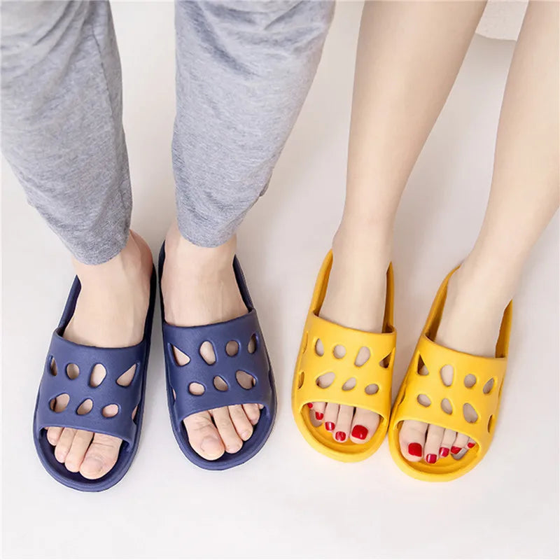 Summer Slippers Women Men Shoes Soft Indoor Home Flat Sandals Fashion Flip Flops Beach Shoes Man Couple Non-Slip Bathroom Slides